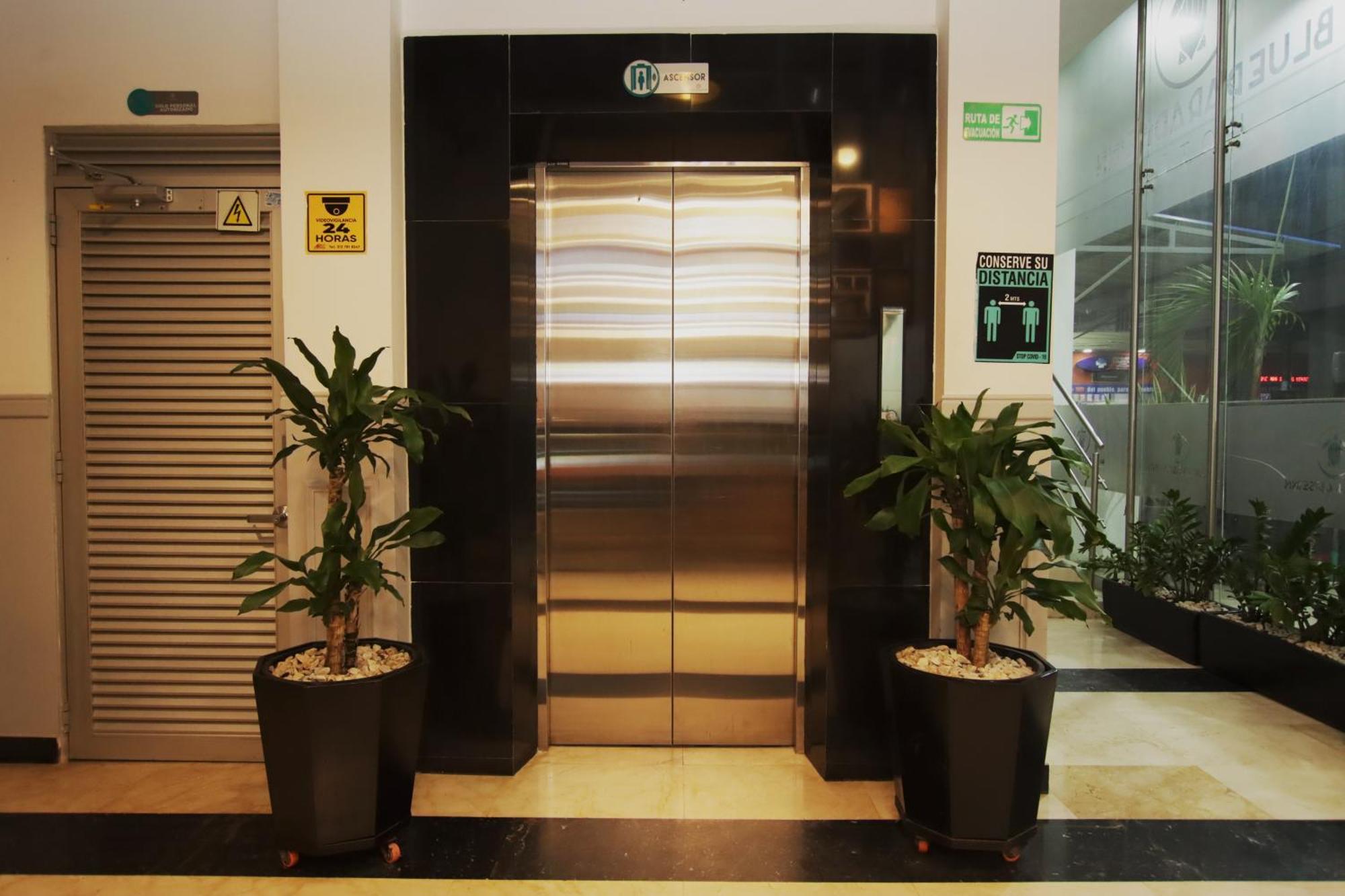 Turbo Hotel Blue Paradise Inn מראה חיצוני תמונה